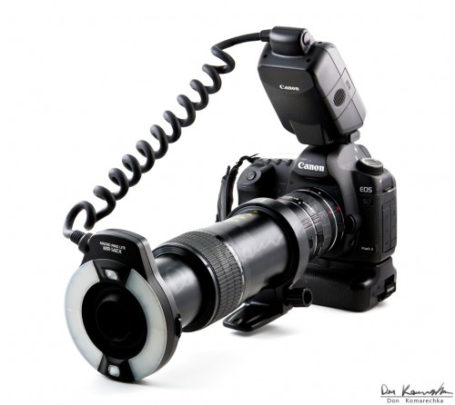 Product Photography - create the best images for your products, like this camera macro setup on a clean background. Product Photography of a camera